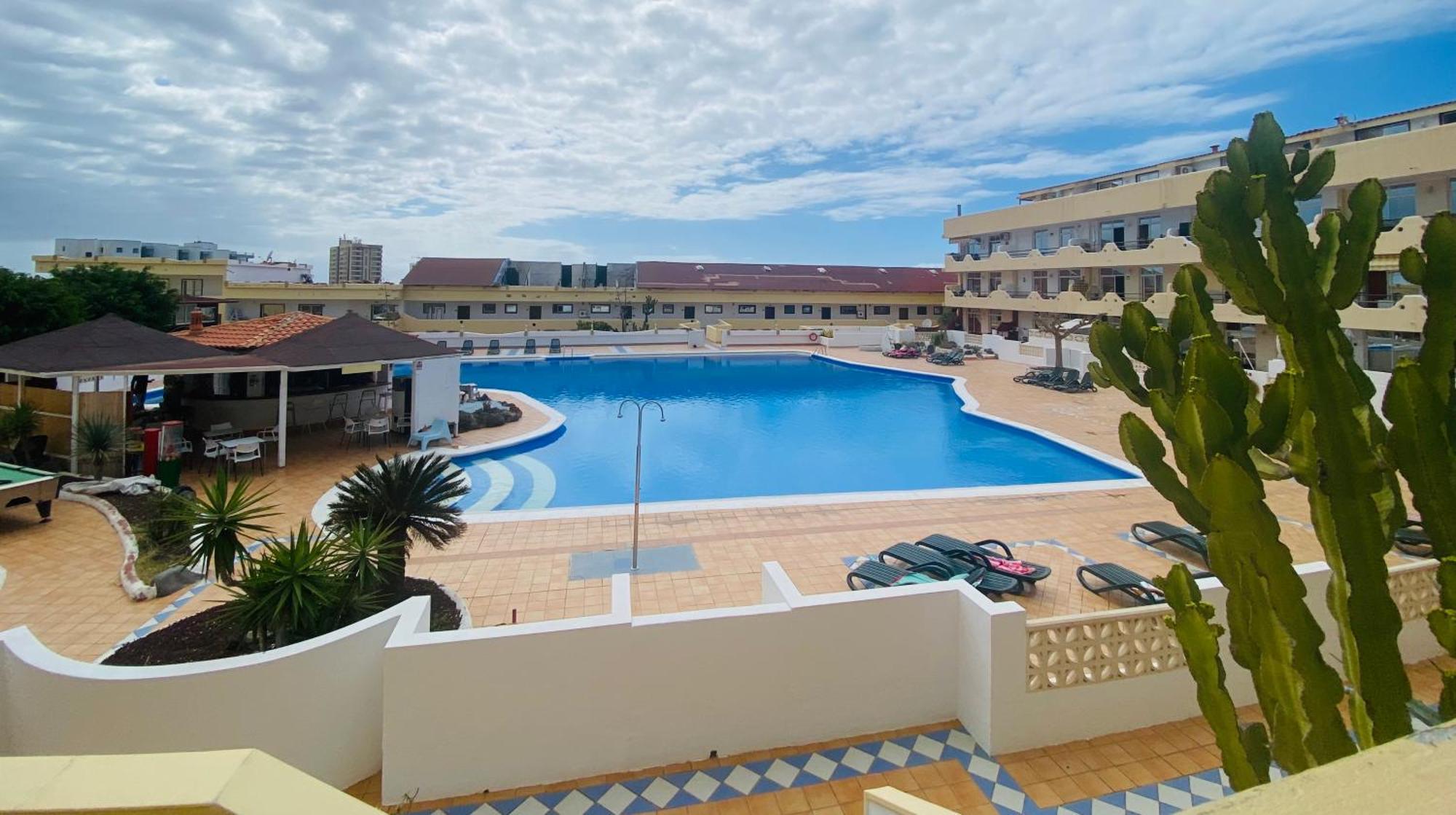 Beach Paradise Apartment 阿德耶 外观 照片